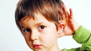 Qué hacer si tu hijo no responde bien a los sonidos